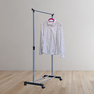 Rollbarer Kleiderständer Rollbarer Kleiderständer