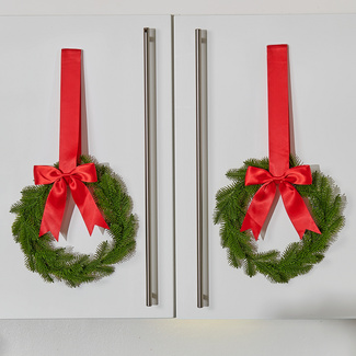Tannenkränze 2er-Set rot Schrank-& Türdeko Tannenkränze 2er-Set rot Schrank-& Türdeko