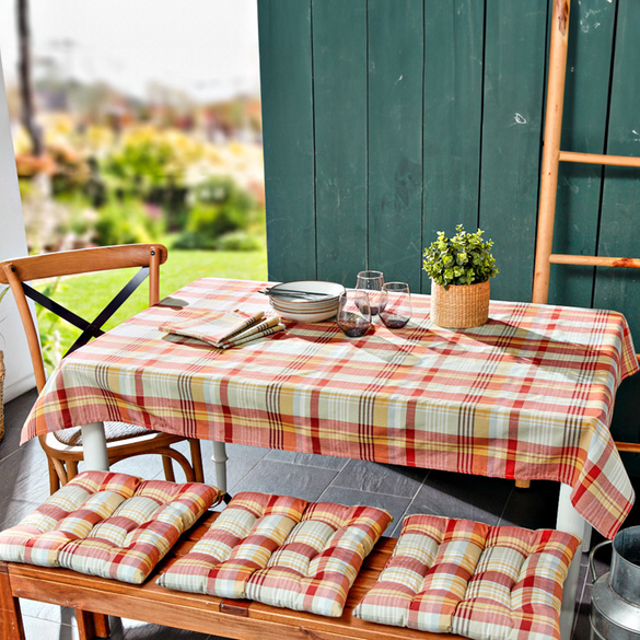 Gingham Tischdecke 274 Cm Oojami Tischdecken Aus Kunststoff – Kariert Rot- weiß, 6 Stück, 137 X 274 Cm, Einweg, Perfekt Für Picknicks, Partys Und Karneval