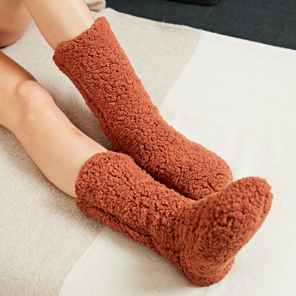 Kuschelige Teddy-Socken cognac