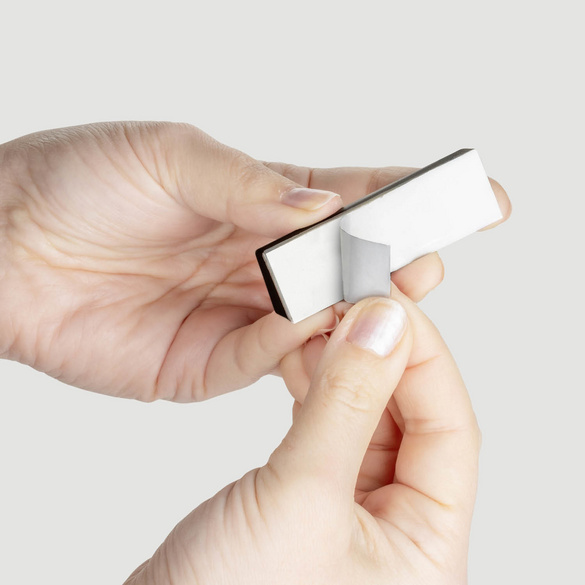 Bad- & Duschabzieher Agana mit Magnethalterung WENKO