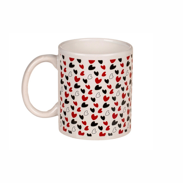 Tasse mit Herzchen & Plüschteddy im Geschenkkarton