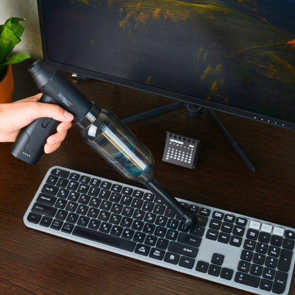 Akku Druckluftreiniger mit Saugfunktion Technaxx