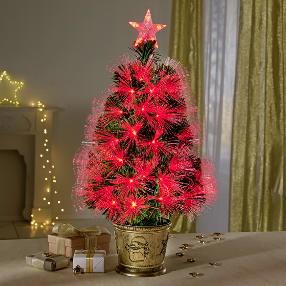Leuchtender Weihnachtsbaum mit Stern