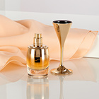 Parfum "Champagnerkelch"