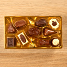 Schwibbogen mit Pralinen