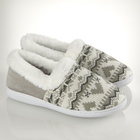 Kuschelhausschuh "Helena" mit Strickmuster weiß-grau