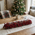 Adventsgesteck mit Beeren und Zapfen rot